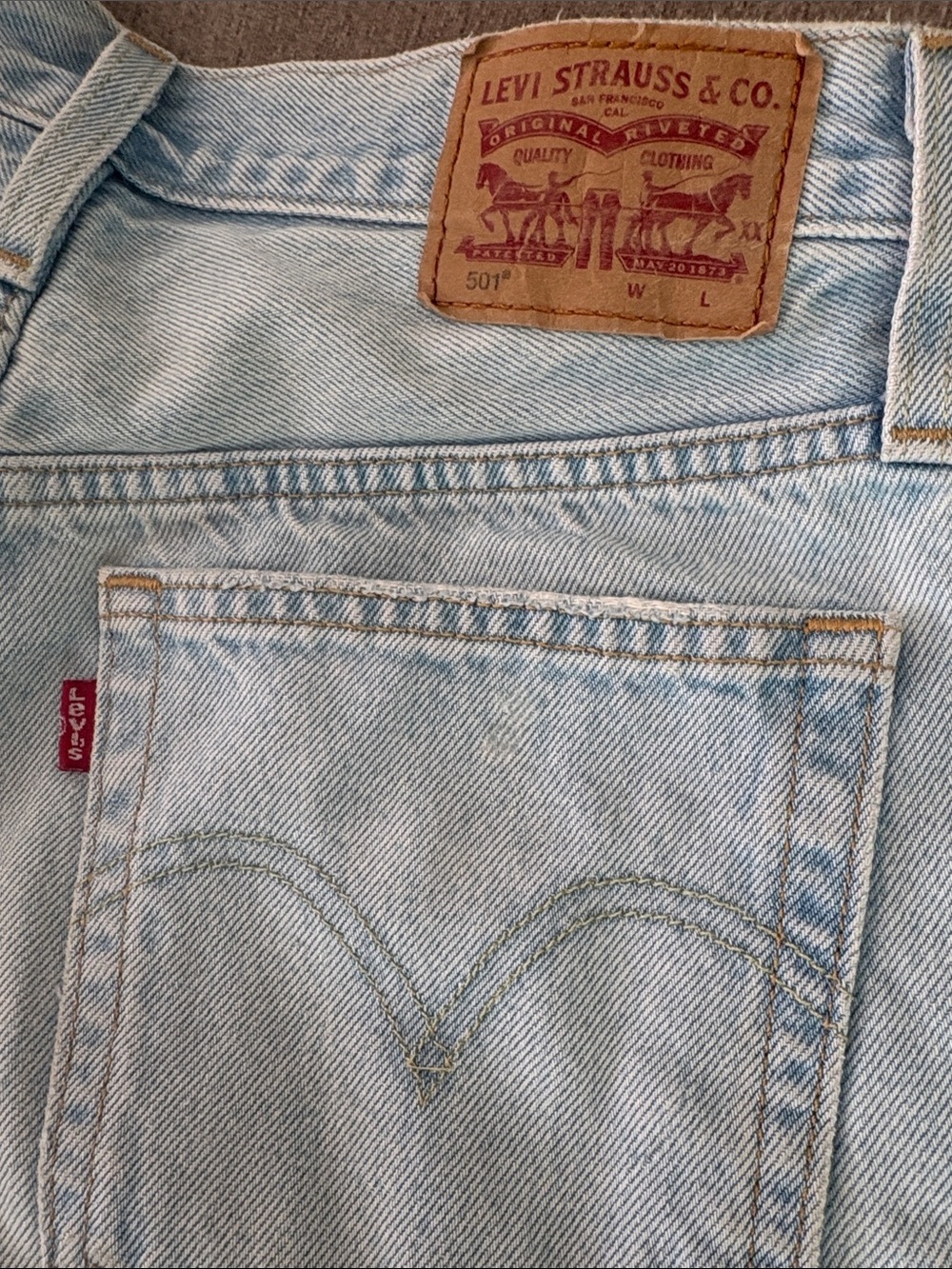 Levi's 501 Light Wash Distressed Denim Jean Cutoff Shorts - Picture 4 of 7